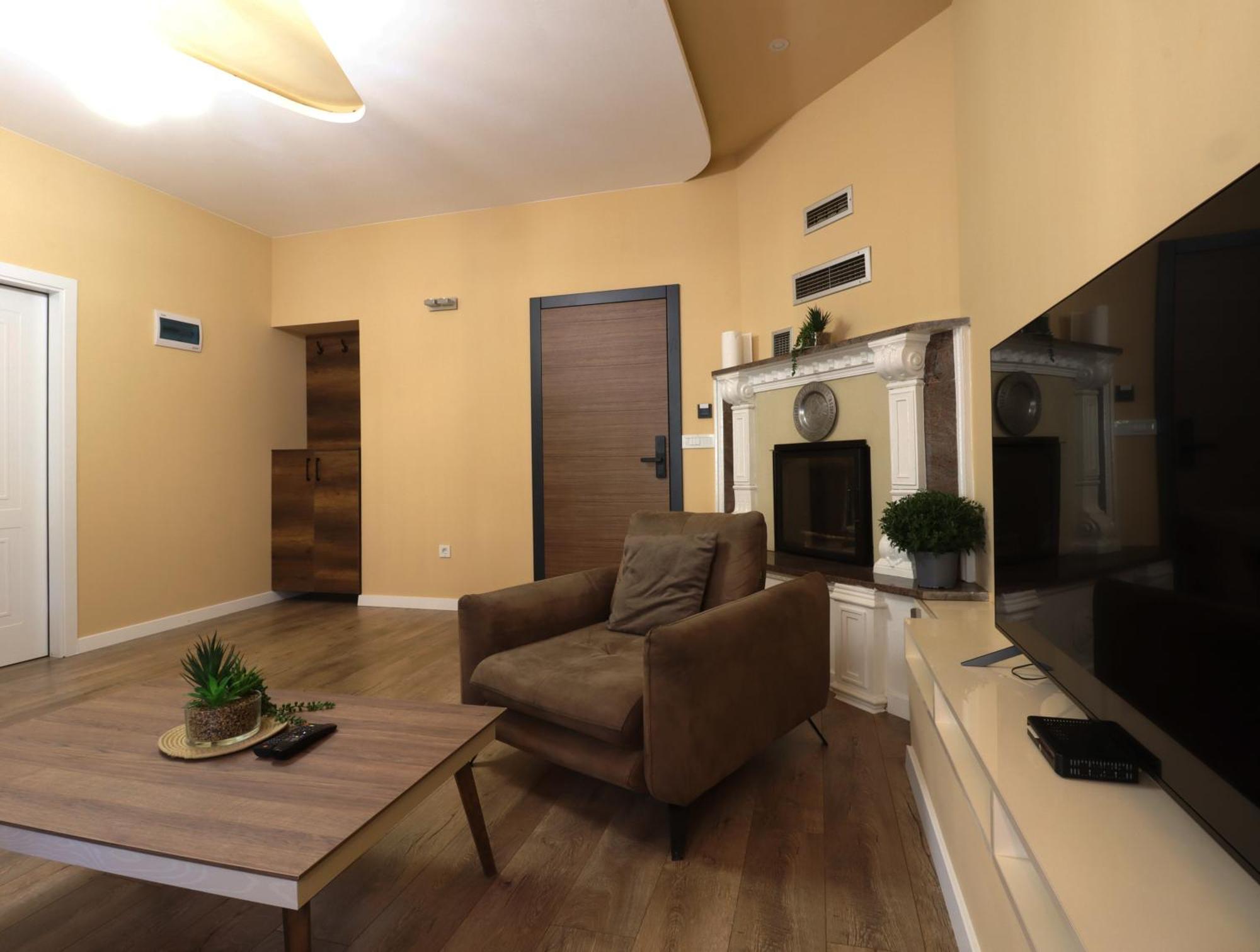 Midtown Prishtina Stays - Central Location Pristina Esterno foto