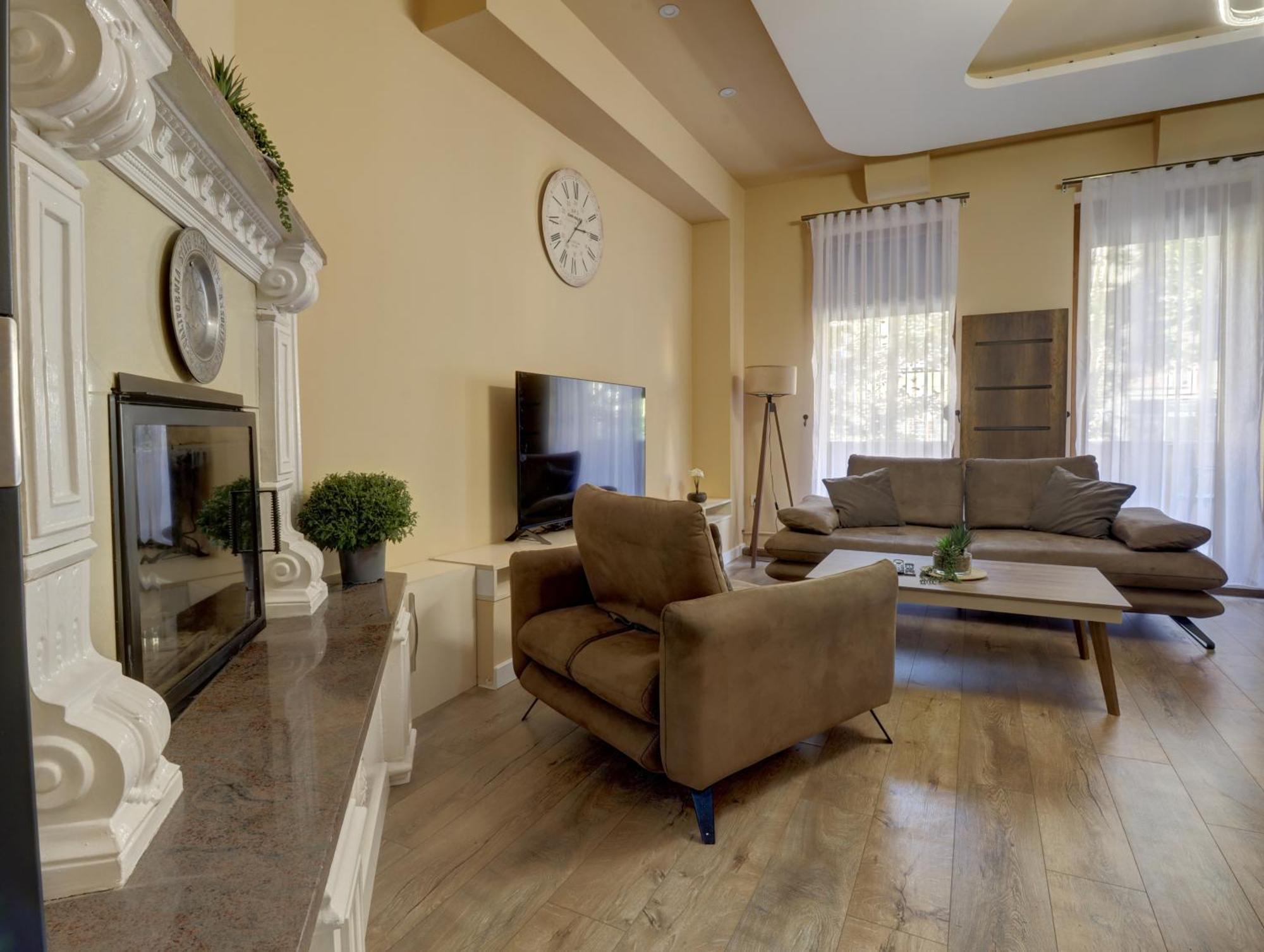 Midtown Prishtina Stays - Central Location Pristina Esterno foto