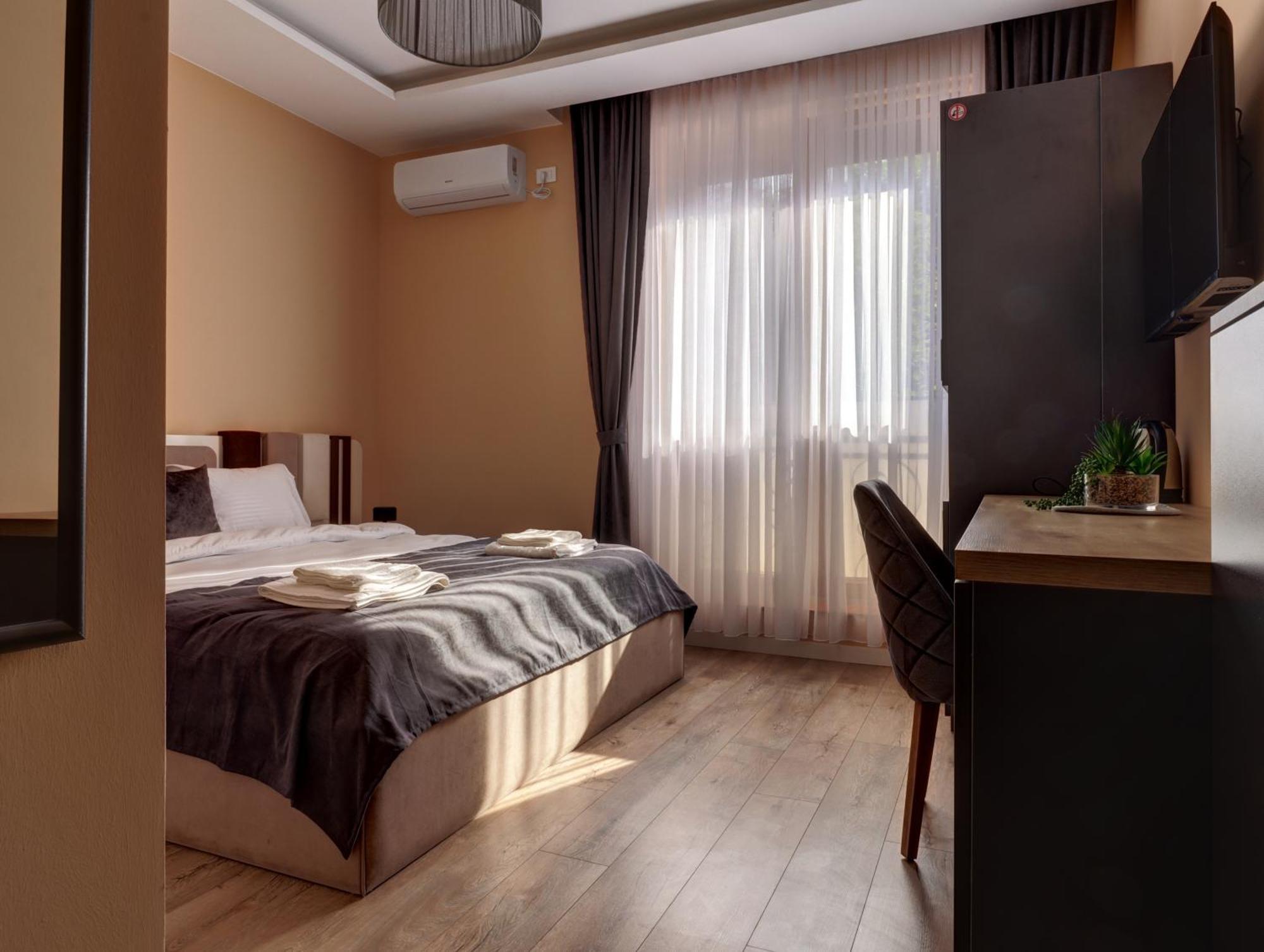 Midtown Prishtina Stays - Central Location Pristina Esterno foto