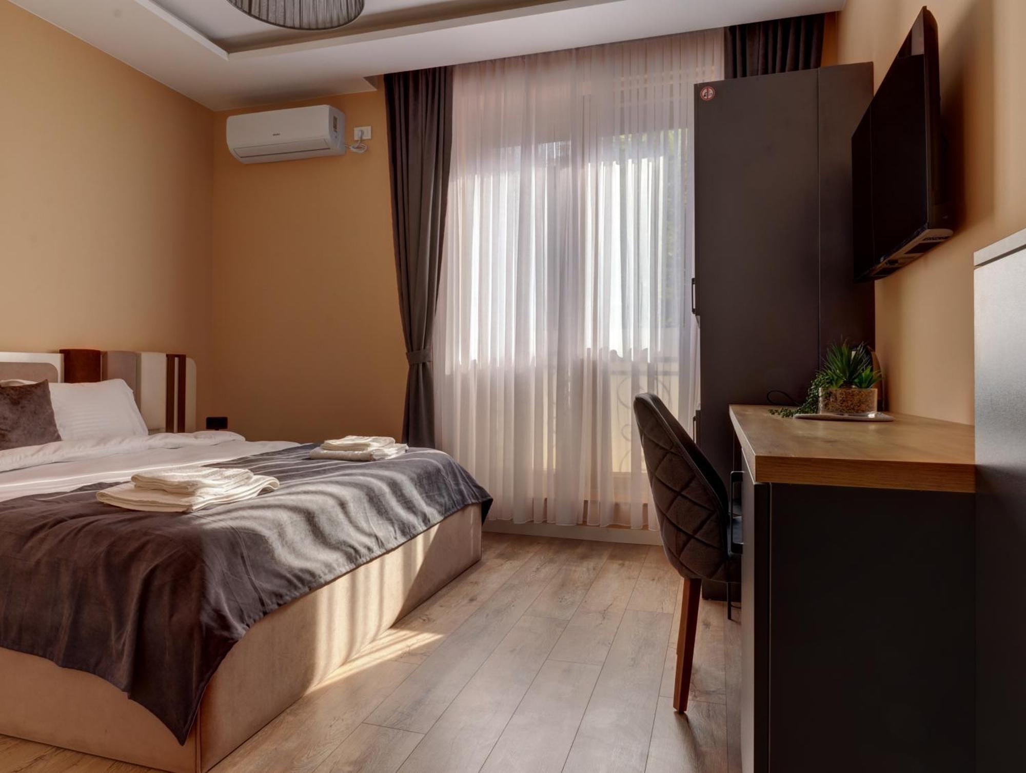 Midtown Prishtina Stays - Central Location Pristina Esterno foto