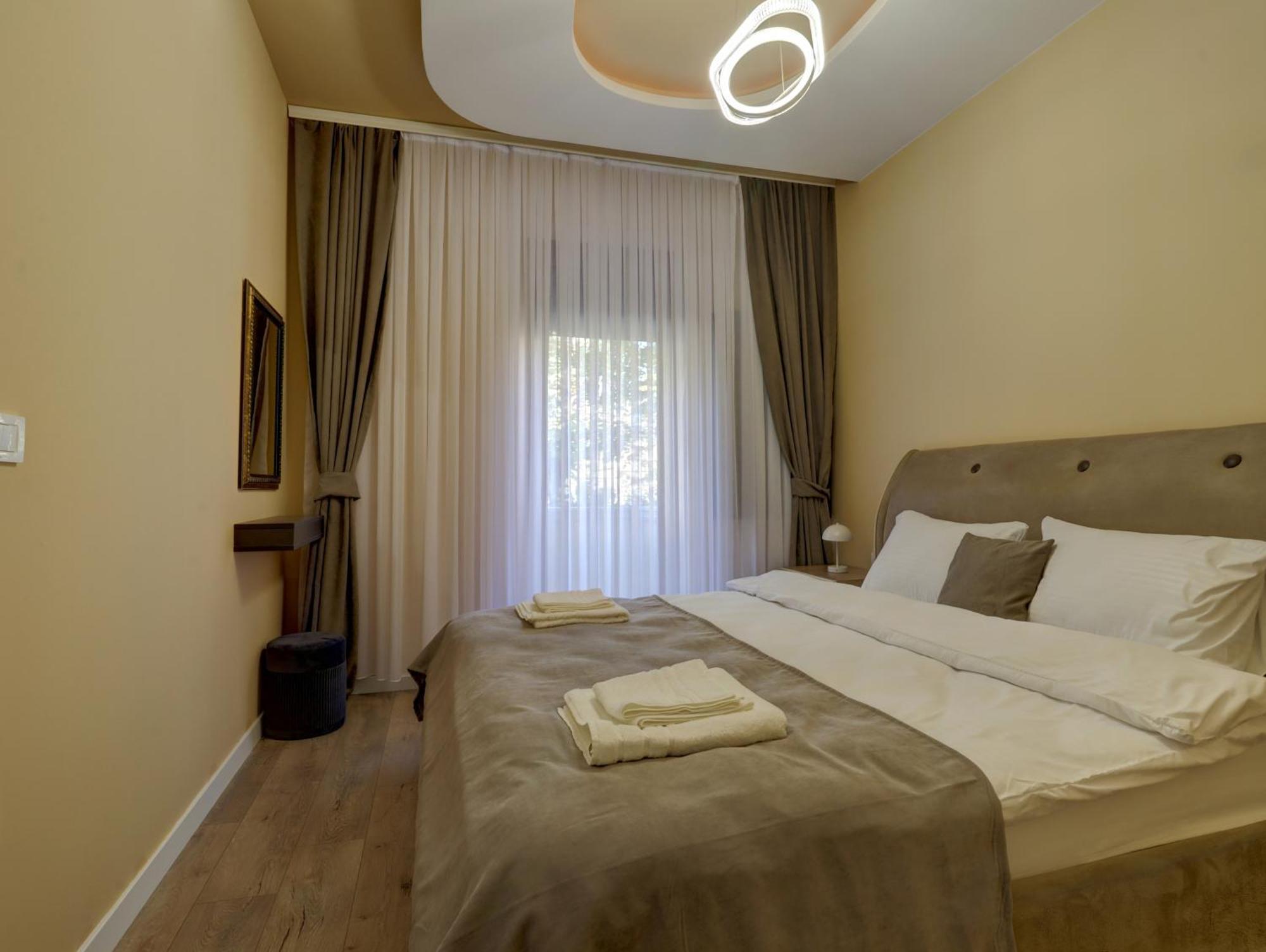 Midtown Prishtina Stays - Central Location Pristina Esterno foto