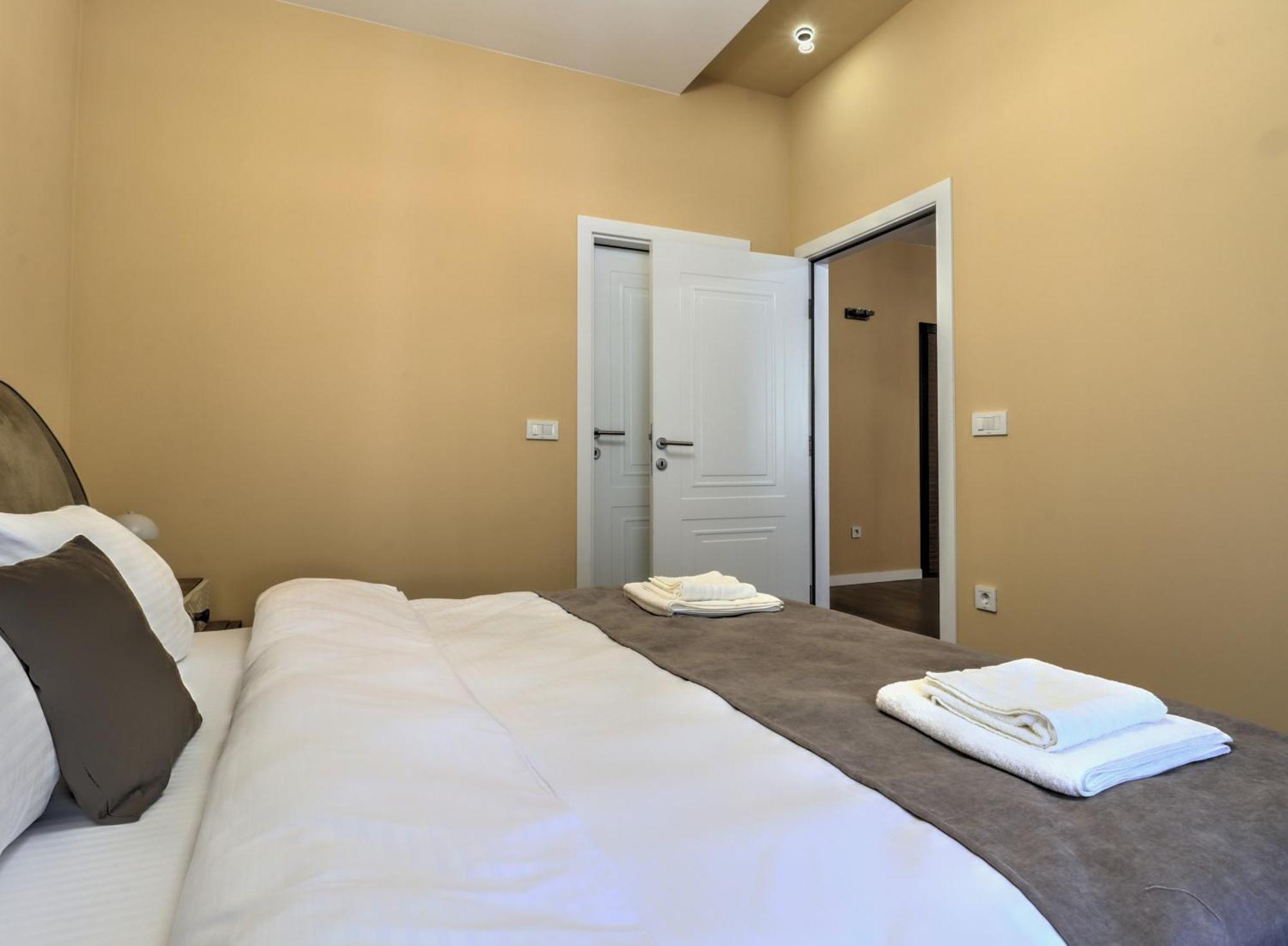 Midtown Prishtina Stays - Central Location Pristina Esterno foto